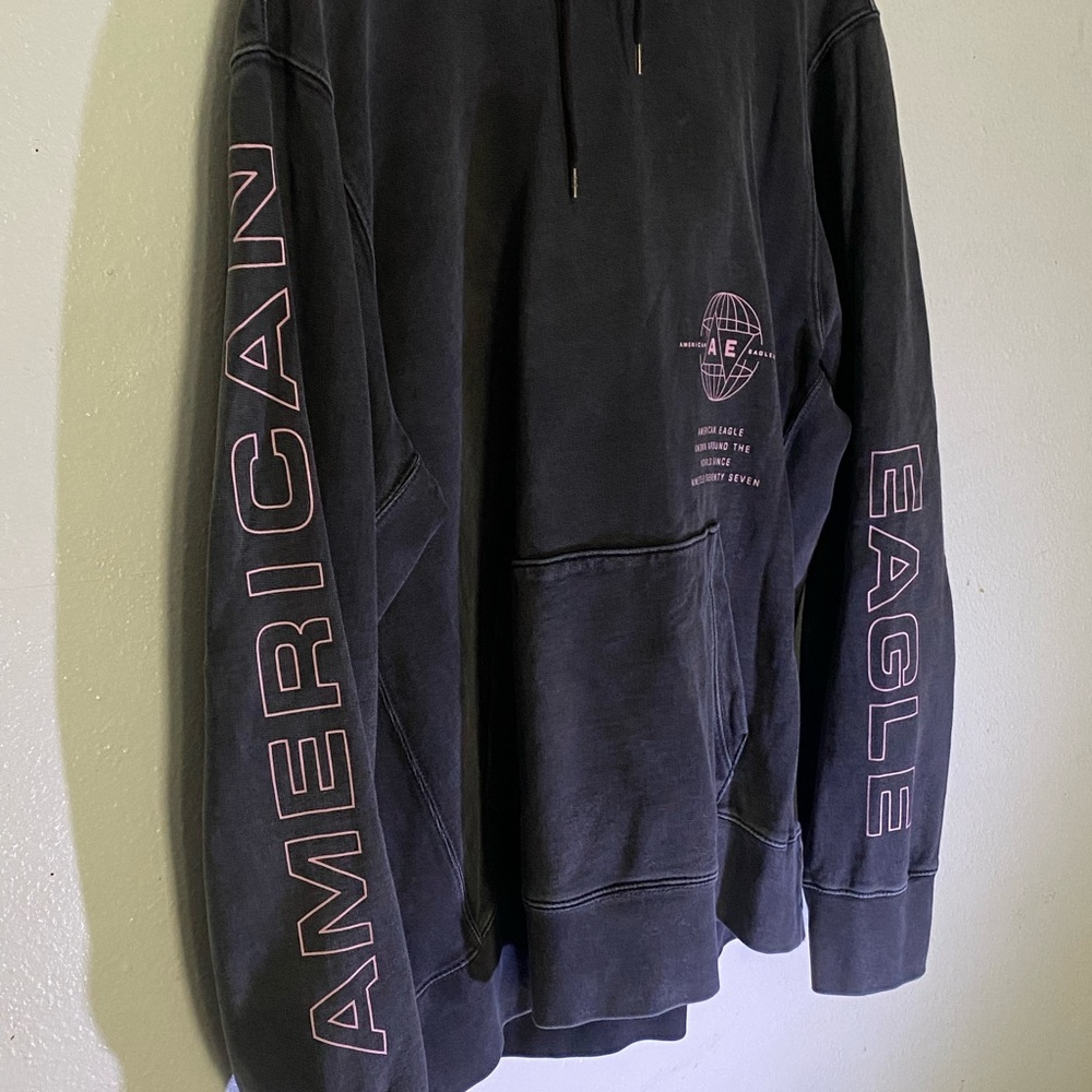 American eagle - Picture 2 of 6